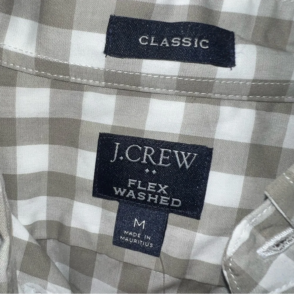 J.Crew Classic Dress Shirt! Like new! Size M